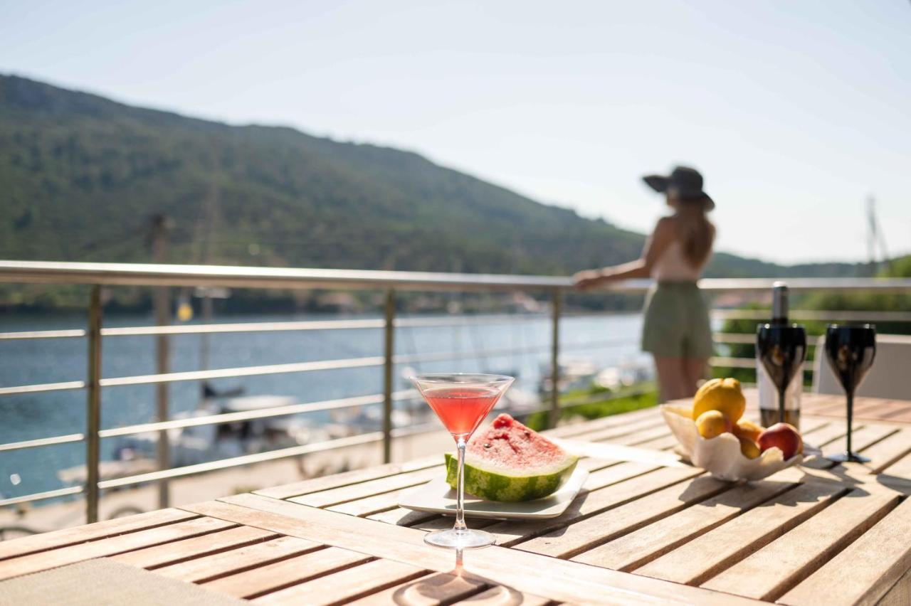 Anassa Porto Koufo Sea Front Suites Dış mekan fotoğraf